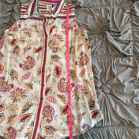Anthropologie Akemi + Kin  Button Down Top bundle - Picture 4 of 15